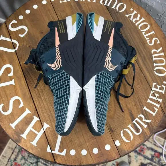 Nike Men's Navy Teal Gold Athletic Running Shoes - Picture 9 of 12